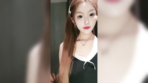 疯狂推荐✅女神『楚妹』首次带闺蜜下海~激情诱惑