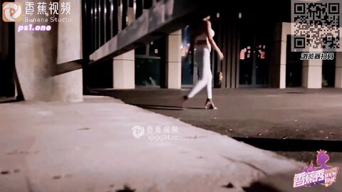 香蕉秀xjx0144悲催的劫匪性福的结局