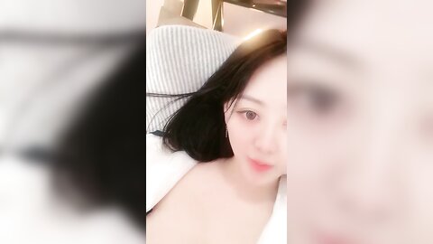 人气G乳女神尤物，逆天颜值纯天然美臀美鲍