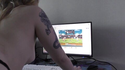 Home Teen Slut Gets Fucked While Playing Video Games