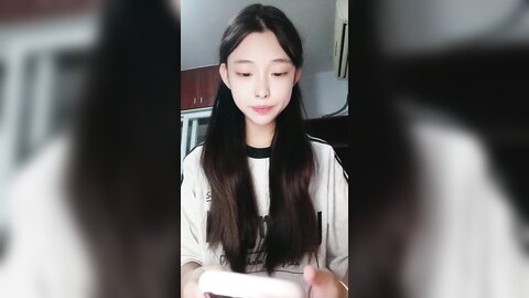 小草莓真好吃 20240707 223353 719