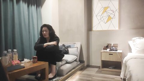 巨乳熟女阿姨 你太厉害了脑壳都日混了 要日死我一辈子没这样做过爱 终于尝到小哥哥的厉害了 身材丰腴