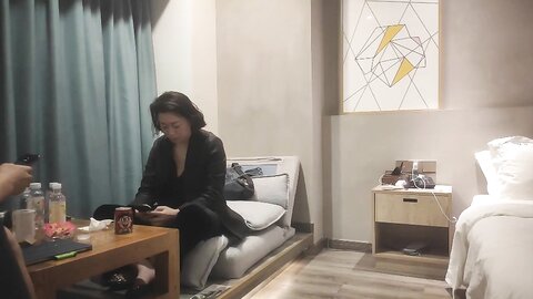 巨乳熟女阿姨 你太厉害了脑壳都日混了 要日死我一辈子没这样做过爱 终于尝到小哥哥的厉害了 身材丰腴
