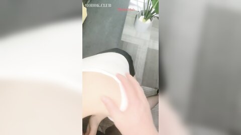 帝都网红情侣Avove白天正式大公司上班