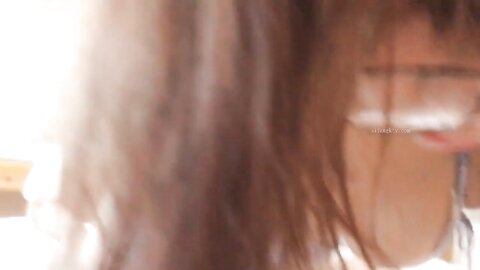清纯水嫩眼镜妹✅刚放暑假穿上情趣女仆白丝服务金主爸爸，一线天馒头美鲍甚是诱人，年纪轻轻还没做过几次2