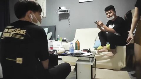 漂亮大奶小姐姐 一夜情聊什么感情 你要观战吗 看也要给钱 你体力不行啊 性格开朗爱笑 吐槽小哥不够猛