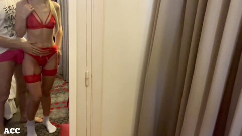 Real Homemade Couple 18 Year Old Ducking In European Swingers Hotel  Petit Girl