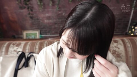 CAWD-691 [4K] A Girl With Clear And Beautiful Skin Who Came To Tokyo From Akita To Eat, Laugh, Have Sex, And Cum...