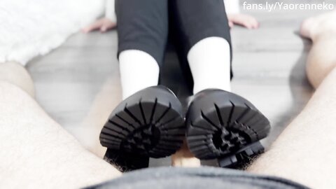 Cum On Her Shoes
