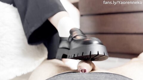 Cum On Her Shoes