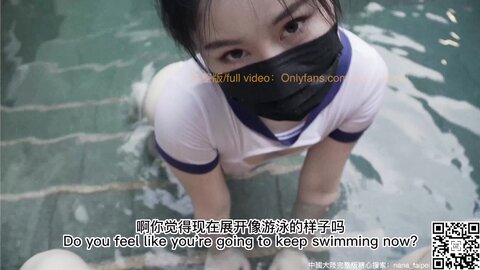 The Female Boss Seduced The Male Subordinate To Teach Her To Swim And