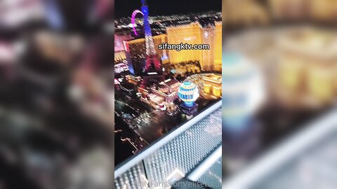 ⚫️⚫️演员、模特于一身网红极品波霸反差婊女神【谭晓彤】付费私拍，酒店阳台风骚露出跪舔吸食金主大肉棒