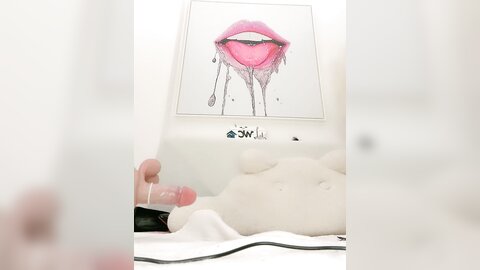 ❤❤性感尤物网红女神2，一线天馒头逼，超级粉嫩，新买的情趣内衣，吊带丝袜炮击插穴，5小时激情不断