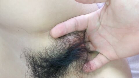 《百度云泄密》美女大学生和男友之间的私密分手后被曝光