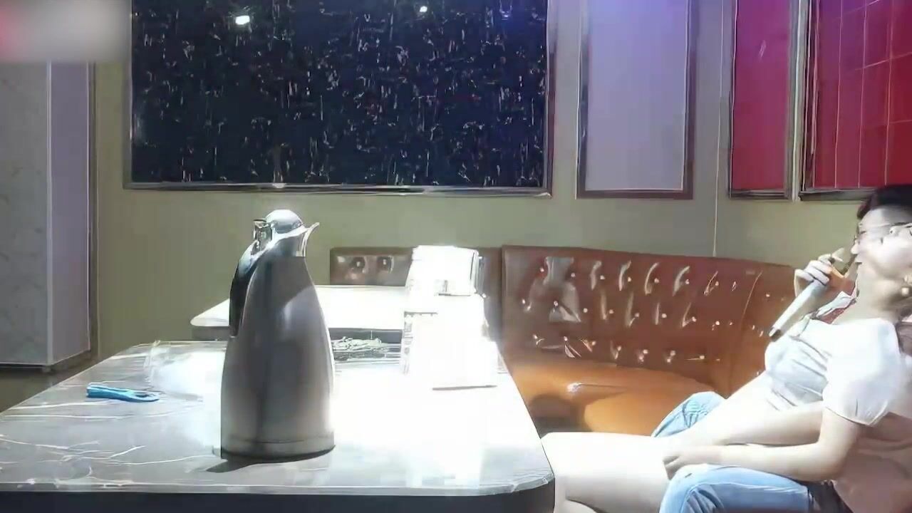 KTV里大胆的情侣