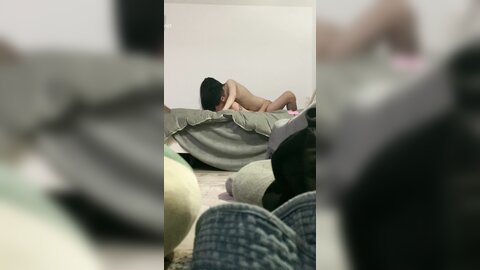 平头哥单身宿舍约炮极品身材的粉嫩小女友❤️各种姿势啪啪完美露脸