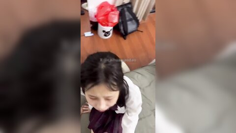 调教Jk肉丝小母狗 今天骚逼怎么这么湿啊 被爸爸操的 深喉吃鸡牙齿刮到弟弟直接一嘴巴 把小狗的骚穴灌满精液