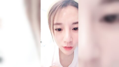 高颜大奶小少妇 你今天水咋那么多 水漫金山 快点你没戴套 在家被大鸡吧小哥无套输出 插出一逼白浆