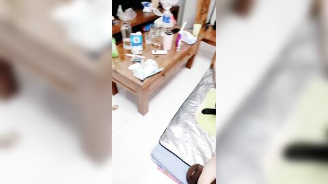 黑丝露脸超级骚的御姐少妇跟小哥激情啪啪，深喉大鸡巴舔蛋舔菊花好骚，多体位爆草蹂躏，给骚逼干尿了好刺激