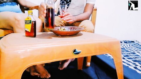සුද්දොත් හොදට හුකල තියෙන Sri Lankan Night Club Girl Chubby Asian Girl