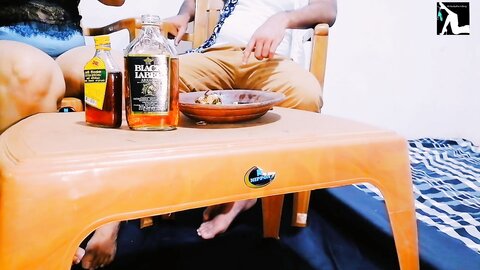 සුද්දොත් හොදට හුකල තියෙන Sri Lankan Night Club Girl Chubby Asian Girl