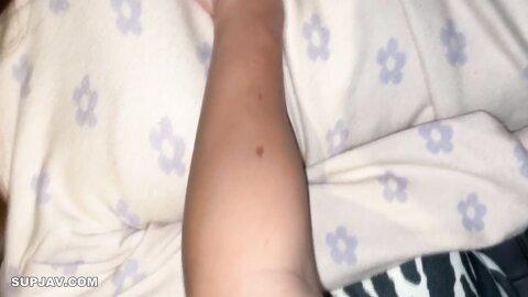 4505228 Pénétration crue dans une aventure rapide sexe dans un hôtel après un déjeuner avec une jeune femme riche qui vit dans un quartier résidentiel haut de gamme. ****zynxzjo*