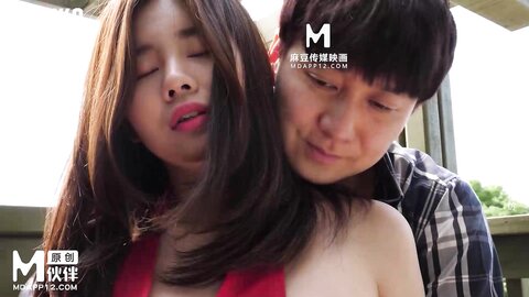 MFK-0075被猥琐大叔强上的性感女子