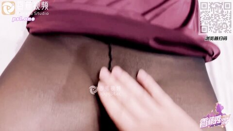 香蕉秀xjx0148无良中介诱骗御姐肉体抵房租