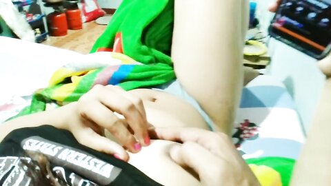 Napunta Sa Lamasan Ng Dede At Finger Ang Panonood Ng Movie Dahil Porn P