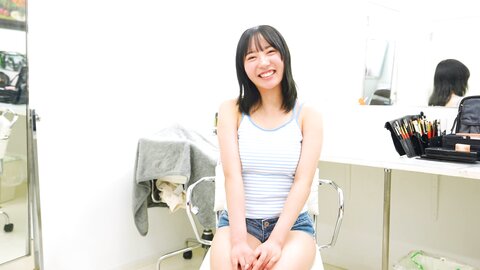 MIDV-797 [4K] Current College Student Gravure Idol Hanazuzu Tohno Is Going To Be In Porn! Newcomer! Moody's...