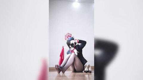 [Cosplay] 半半子 – ガイド春日ツバキ [86P6V-593MB] (6)