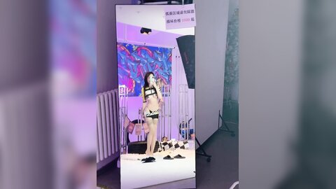 [Cosplay] 雯妹不讲道理 - 赛车女郎 (10)