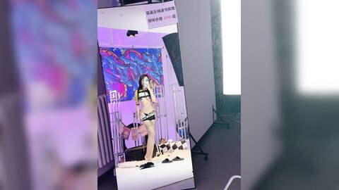 [Cosplay] 雯妹不讲道理 - 赛车女郎 (10)