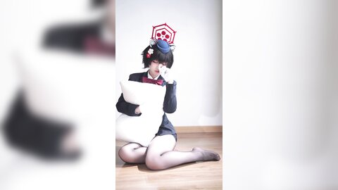 [Cosplay] 半半子 – ガイド春日ツバキ [86P6V-593MB] (4)