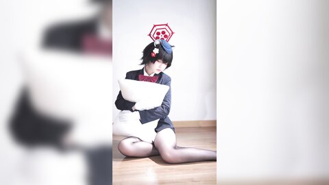 [Cosplay] 半半子 – ガイド春日ツバキ [86P6V-593MB] (4)