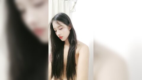❤❤光头大叔最近约的小姐姐2， 洗洗小骚逼开干，埋头舔逼道具抽插，搞的好想要，翘起屁股扣穴后入