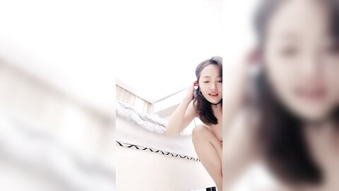 年7月，新人，超级骚的女神，【邱小姐】，首次约网友啪啪，御姐玩得激情四射，操逼不停嗷嗷叫！