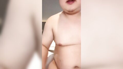 连体网丝美女 爸爸用力操我 好受 深喉吃鸡舔菊花 被胖哥无套插屁眼 鸡吧操操吃吃 喷了一床黄水