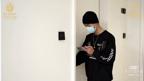 星空传媒XKVP071借拍摄写真为由与老公弟弟激情打炮