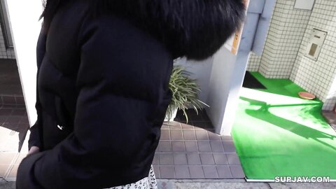 4505973 [Former idol pretending to be innocent]****zynxzjo* Black hair, slender and THE purist! She`s a secret bitch with a lot of sex friends! [Moeka (22)][Review privileges].