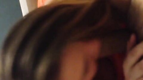 Amateur Girlfriend Sucking On A Fat Cock Like A Professional