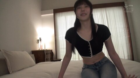 CAWD-712 She Has A Tight Neckline And A Sharp Face. She Has A 55cm Waist And A Beautiful Baby Face. I Want...