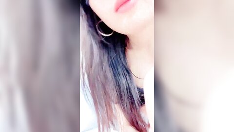 【超色❤️特写淫交】粉嫩白皙尤物女上位 全自动侍奉肏出淫荡白浆 无毛蜜穴插自己失禁 三穴榨茎爽爆高潮凸射