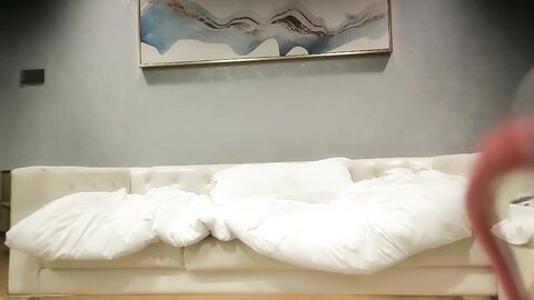 双马尾萝莉美眉 啊啊不要不行了 身材娇小苗条 稀毛鲍鱼粉嫩 穿上黑网丝被大鸡吧小哥在沙发各种输出