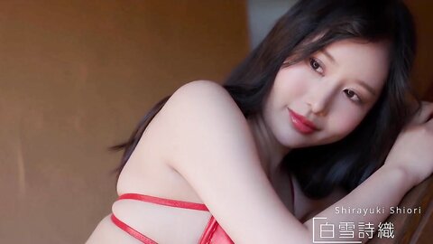 FRIDAY GOLD 白雪詩織 絶倫ビンビン・ヌード!! (2)