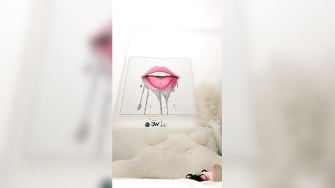 ❤❤性感尤物网红女神7，一线天馒头逼，超级粉嫩，性感吊带黑丝袜，炮击疯狂插穴，道具双管齐下，骑乘抽插