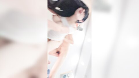 ❤️❤️淫荡巨乳嫂子，一对豪乳大又软，骚货每天多要操，极品美臀后入特写，主动骑乘位，奶子乳交，极度诱惑