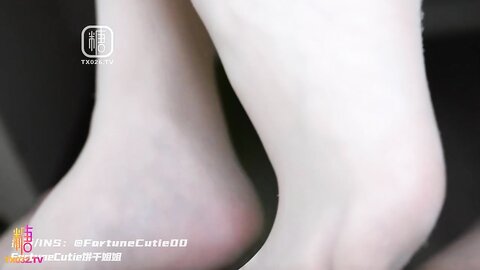 【超顶白虎❤️女神】饼干姐姐✨ 高丝名媛极品骚丁淫腿炮架 护理阳具沦为泄欲玩物 蜜穴湿润爆浆 疾速攻穴内射中出