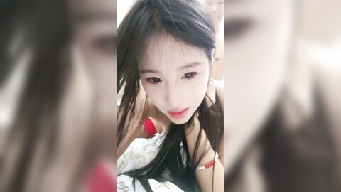 九亿少男梦新来的极品露脸美女，黑丝白虎诱惑有舌钉，舔了鸡巴吸蛋蛋看着好骚，被大哥各种体位抽插射逼里面