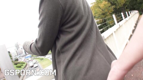 Hot Japanese Girl +18 Use Sex Toys In A Park On Tokyo